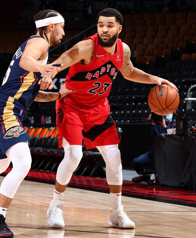 包含今晨多伦多猛龙战术微调——德国杯节点到来；更衣室稳定；细节决定成败的词条